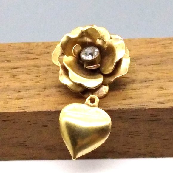 Vintage Rose Lapel Pin with Dangling Heart, Gold Tone Romantic Love Brooch - Picture 1 of 5